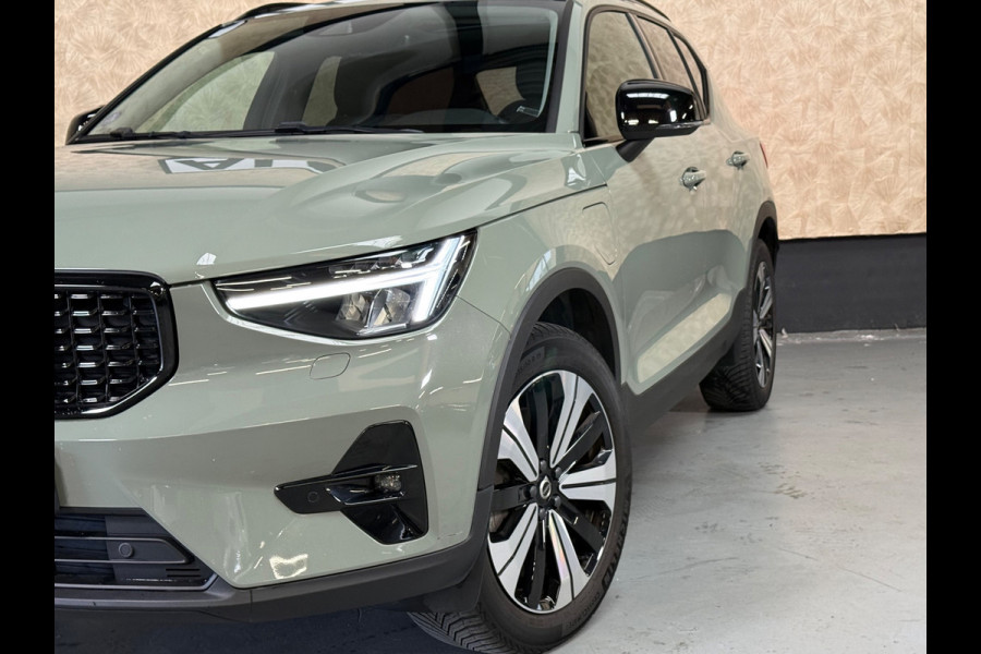 Volvo XC40 1.5 T4 Plug-in hybrid Ultimate Dark | Harman kardon | Pano | Stuur/Stoel verwarming | Camera