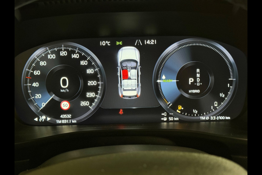 Volvo XC40 1.5 T4 Plug-in hybrid Ultimate Dark | Harman kardon | Pano | Stuur/Stoel verwarming | Camera