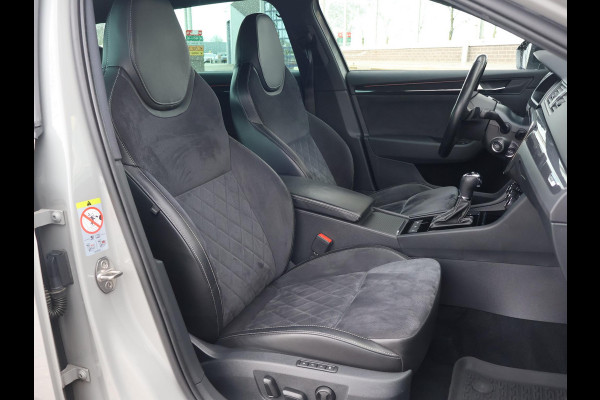 Škoda Superb Combi 1.4 TSI ACT 150 PK SPORTLINE DSG AUT. *STEEL GREY* + WEGKL. TREKHAAK | PANORAMA | 19 INCH | CANTON | ADAPTIVE CRUISE | ALCANTARA