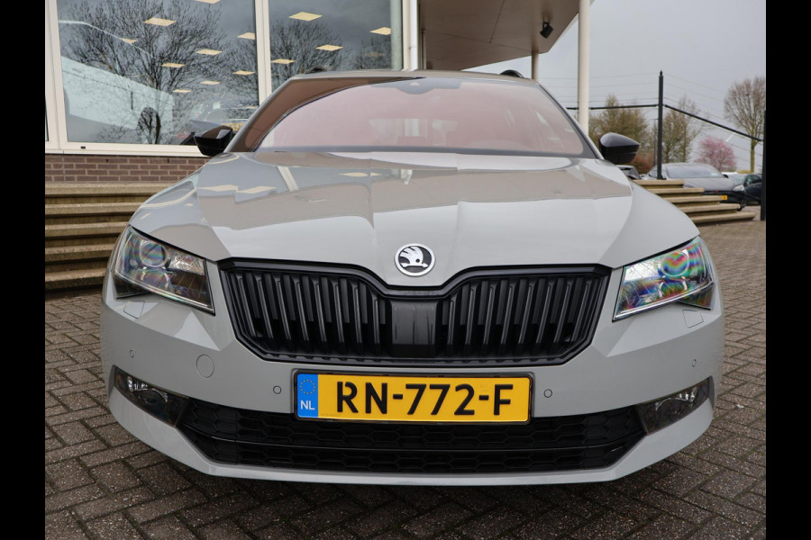 Škoda Superb Combi 1.4 TSI ACT 150 PK SPORTLINE DSG AUT. *STEEL GREY* + WEGKL. TREKHAAK | PANORAMA | 19 INCH | CANTON | ADAPTIVE CRUISE | ALCANTARA