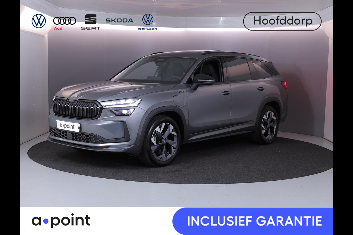 Škoda Kodiaq 1.5 TSI PHEV Sportline Business 204 pk Automaat (DSG) | Verlengde garantie | Navigatie | Panoramadak | Trekhaak (wegklapbaar) | Parkeersensoren | Achteruitrijcamera | Stoelverwarming v/a |