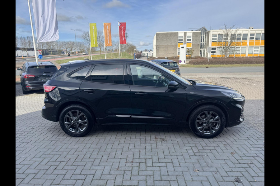 Ford Kuga 1.5 EcoBoost ST-Line 150pk | Winterpack | elektrisch bedienbare achterklep