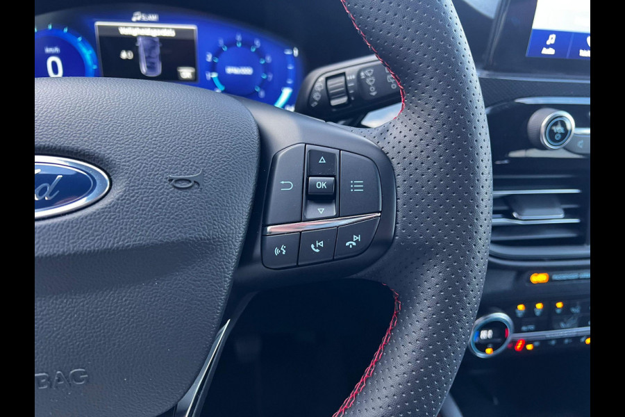 Ford Kuga 1.5 EcoBoost ST-Line 150pk | Winterpack | elektrisch bedienbare achterklep