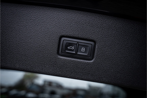 Audi Q8 55 TFSIe quattro Pro Line S ** Panodak ** Memory ** B&O ** Trekhaak