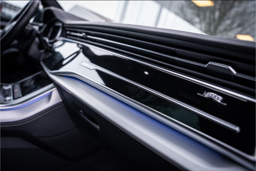 Audi Q8 55 TFSIe quattro Pro Line S ** Panodak ** Memory ** B&O ** Trekhaak