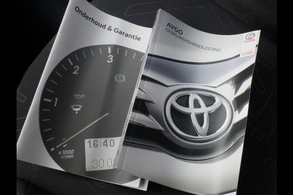 Toyota Aygo 1.0 VVT-i x-otic, Open Dak, Camera, NL/NAP, Compleet!