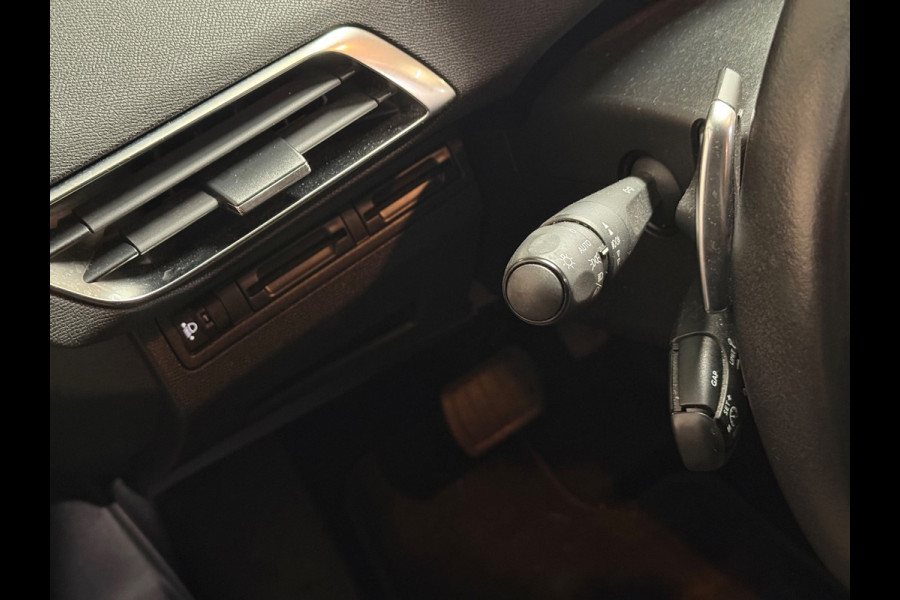 Peugeot 3008 1.2 Blue Lease Premium Avantage | Carplay | Camera | Led