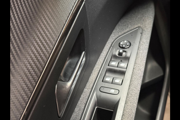 Peugeot 3008 1.2 Blue Lease Premium Avantage | Carplay | Camera | Led