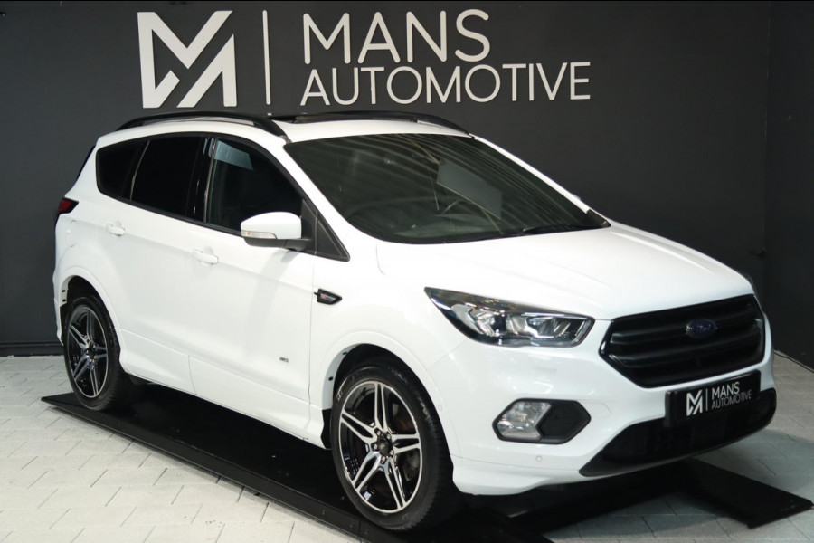 Ford Kuga 1.5 EcoBoost ST Line / PANODAK / KEYLESS / CAMERA / CARPLAY / STOEL+STUURVERW