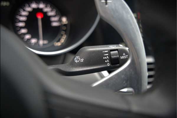 Alfa Romeo Giulia 2.0 T AWD Veloce Q4 | Harman Kardon | Stuurverwarming | Stoelverwarming | Memory Seat | Keyless | Adaptive Cruise Control | Camera | Navigatie | DNA | Leer | QV Velgen | Elektrische Stoelen | Dodehoek Detectie |