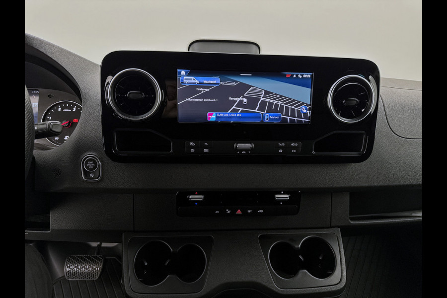 Mercedes-Benz Sprinter 319 1.9 CDI L2 Pro 3500kg Trekhaak Navigatie Parkeerpakket Carplay Betimmering BPM vrij Stoelverwarming