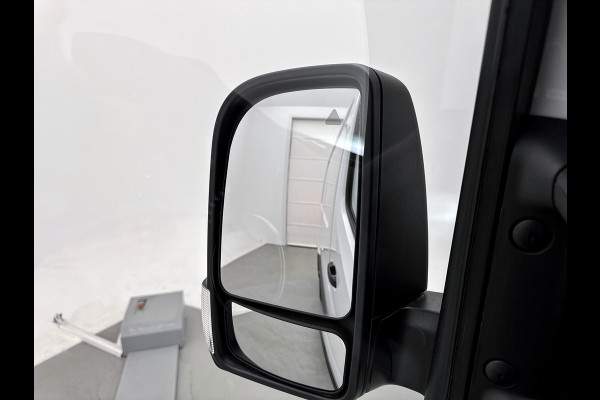 Mercedes-Benz Sprinter 319 1.9 CDI L2 Pro 3500kg Trekhaak Navigatie Parkeerpakket Carplay Betimmering BPM vrij Stoelverwarming