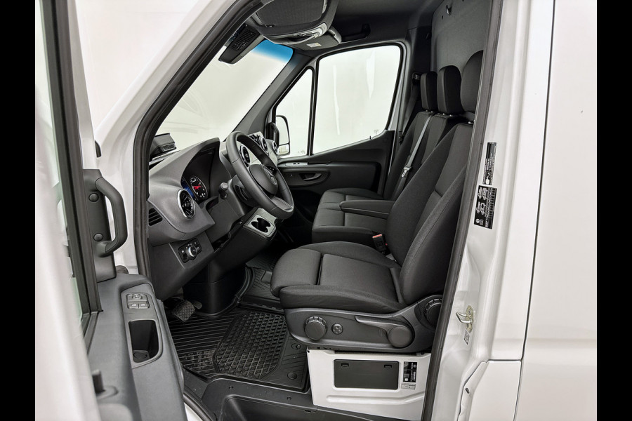 Mercedes-Benz Sprinter 319 1.9 CDI L2 Pro 3500kg Trekhaak Navigatie Parkeerpakket Carplay Betimmering BPM vrij Stoelverwarming