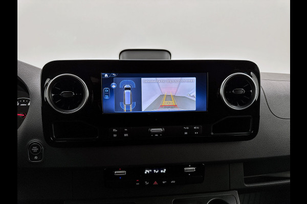 Mercedes-Benz Sprinter 319 1.9 CDI L2 Pro 3500kg Trekhaak Navigatie Parkeerpakket Carplay Betimmering BPM vrij Stoelverwarming