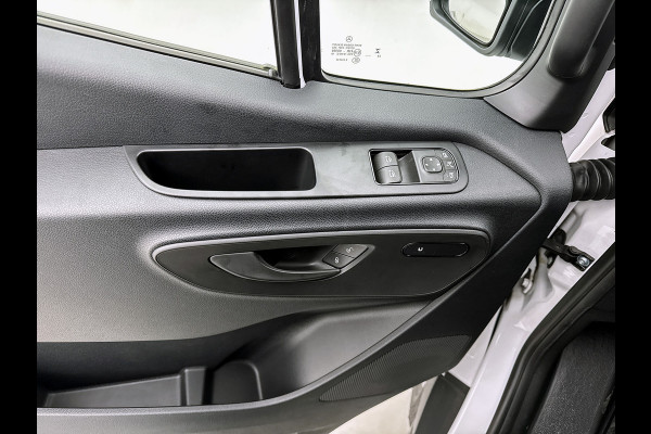 Mercedes-Benz Sprinter 319 1.9 CDI L2 Pro 3500kg Trekhaak Navigatie Parkeerpakket Carplay Betimmering BPM vrij Stoelverwarming
