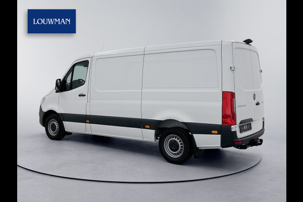 Mercedes-Benz Sprinter 319 1.9 CDI L2 Pro 3500kg Trekhaak Navigatie Parkeerpakket Carplay Betimmering BPM vrij Stoelverwarming