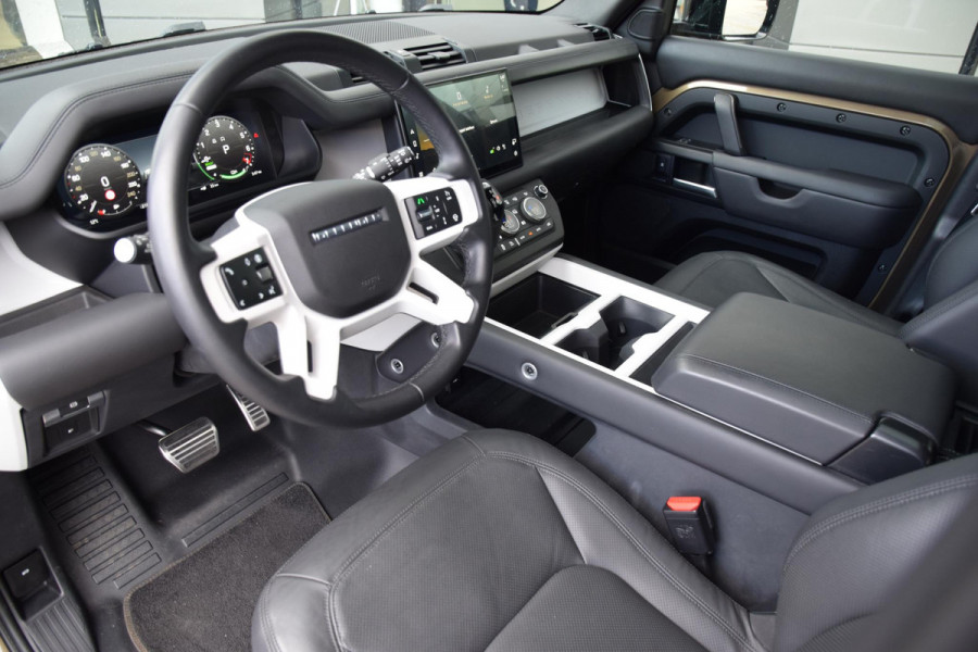 Land Rover Defender 110 P300e 110 X-Dynamic HSE