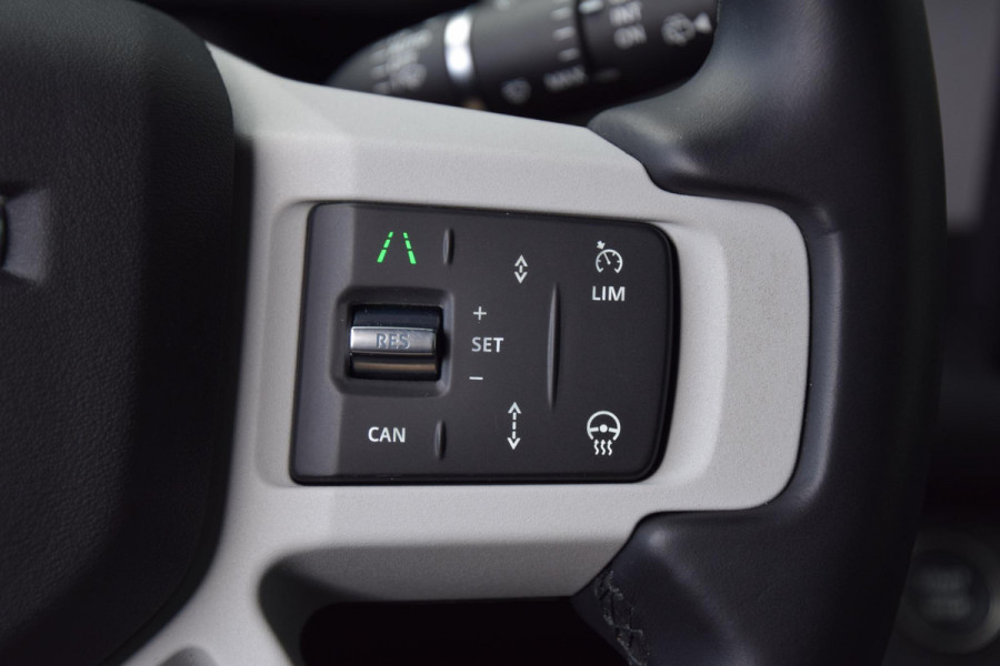 Land Rover Defender 110 P300e 110 X-Dynamic HSE