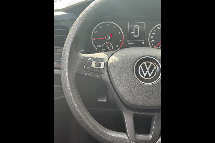 Volkswagen Polo 1.0 Trendline - Navigatie I Airco I PDC I LED I Nwe Sport velgen 18 inch I Veiligheid pakket I Trekhaak