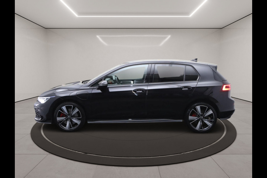 Volkswagen Golf 1.4 eHybrid GTE 245 PK, Leder, Memory, Mistlampen, Stoelkoeling + Verwarming