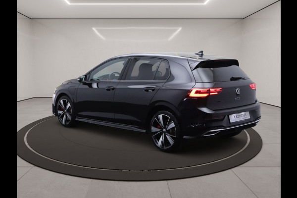 Volkswagen Golf 1.4 eHybrid GTE 245 PK, Leder, Memory, Mistlampen, Stoelkoeling + Verwarming
