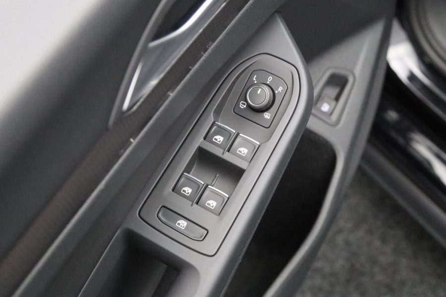 Volkswagen Golf 1.4 eHybrid GTE 245 PK, Leder, Memory, Mistlampen, Stoelkoeling + Verwarming