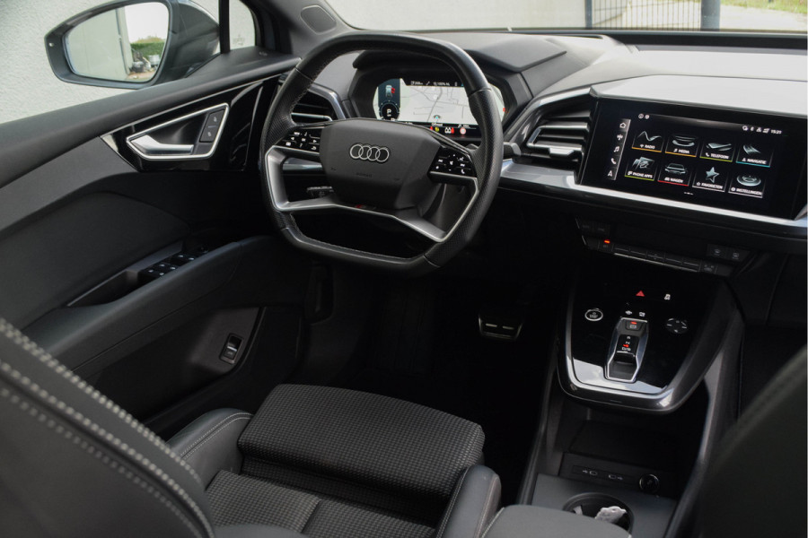 Audi Q4 e-tron 35 S-line / Standkachel/ Virtual Cockpit/ Adaptive Cruise Control/