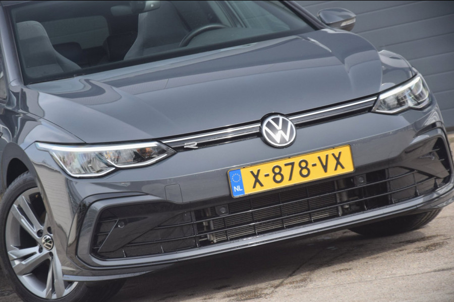 Volkswagen Golf Variant 1.5 TSI R-Line Panoramadak / Stoel en stuurverwarming / Trekhaak elektrisch /