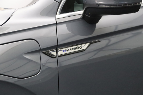 Volkswagen Tiguan 1.4 TSI eHybrid R-Line 245 PK Business PHEV, Panoramadak, Leder, 360 Camera, Carplay, Memory