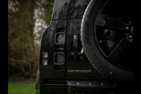 Land Rover Defender 110 3.0 P400 110 X-Dynamic HSE | Meridian | Pano-dak | Luchtvering | Head-up