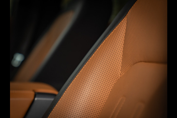 Land Rover Defender 110 3.0 P400 110 X-Dynamic HSE | Meridian | Pano-dak | Luchtvering | Head-up