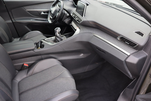 Peugeot 5008 1.2 PT BL GT-Line 7-peroons org.NL el.schuif+pano-dak camera trekhaak el.klep