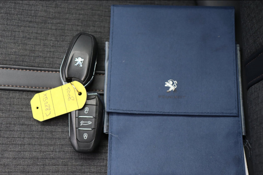 Peugeot 5008 1.2 PT BL GT-Line 7-peroons org.NL el.schuif+pano-dak camera trekhaak el.klep