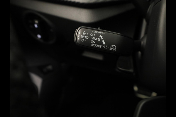 Škoda Kamiq Monte Carlo 1.0 TSI 115 pk 7 versn. DSG | Travel Assist Plus | Winter Pakket | 18 inch lichtmetalen velgen