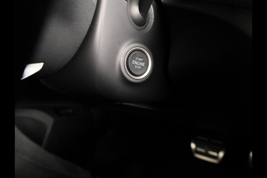 Škoda Kamiq Monte Carlo 1.0 TSI 115 pk 7 versn. DSG | Travel Assist Plus | Winter Pakket | 18 inch lichtmetalen velgen