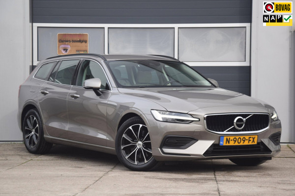 Volvo V60 2.0 B3 Momentum Business UITKLAPBARE TREKHAAK/LEDEREN BEKLEDING/COMFORT-STOELEN