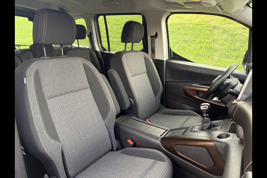 Peugeot Rifter 1.2 Puretech GT-Line Dealeronderhouden | PDC V&A | Camera | DAB | Apple Carplay | Keyless