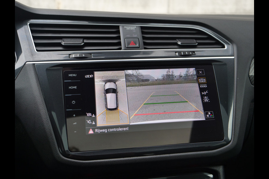 Volkswagen Tiguan 1.5 TSI R-Line | panorama | head-up | Trekhaak..