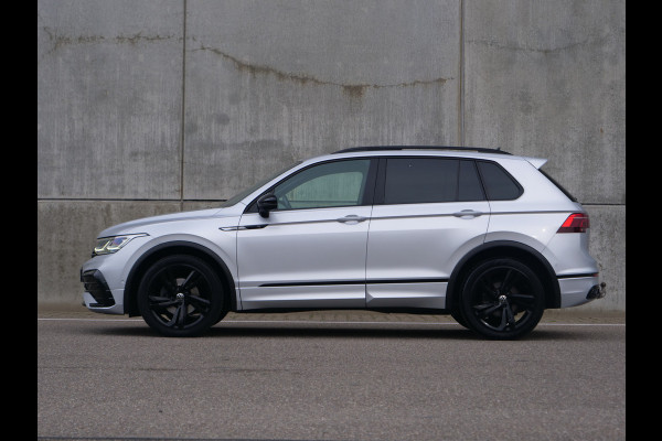 Volkswagen Tiguan 1.5 TSI R-Line | panorama | head-up | Trekhaak..