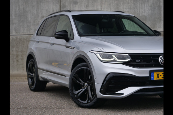 Volkswagen Tiguan 1.5 TSI R-Line | panorama | head-up | Trekhaak..