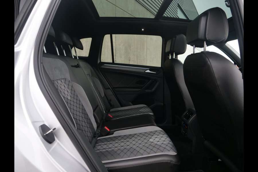 Volkswagen Tiguan 1.5 TSI R-Line | panorama | head-up | Trekhaak..