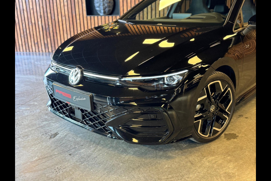 Volkswagen Golf 1.5 eTSI R-Line / 360 Camera / Pano / H/K / Stoel/Stuur verwarming / Carplay