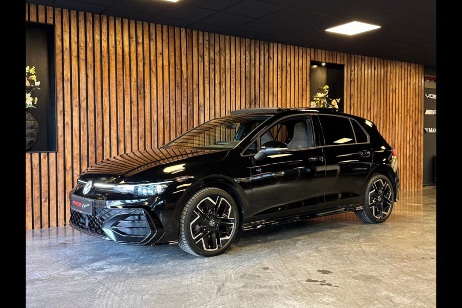 Volkswagen Golf 1.5 eTSI R-Line / 360 Camera / Pano / H/K / Stoel/Stuur verwarming / Carplay