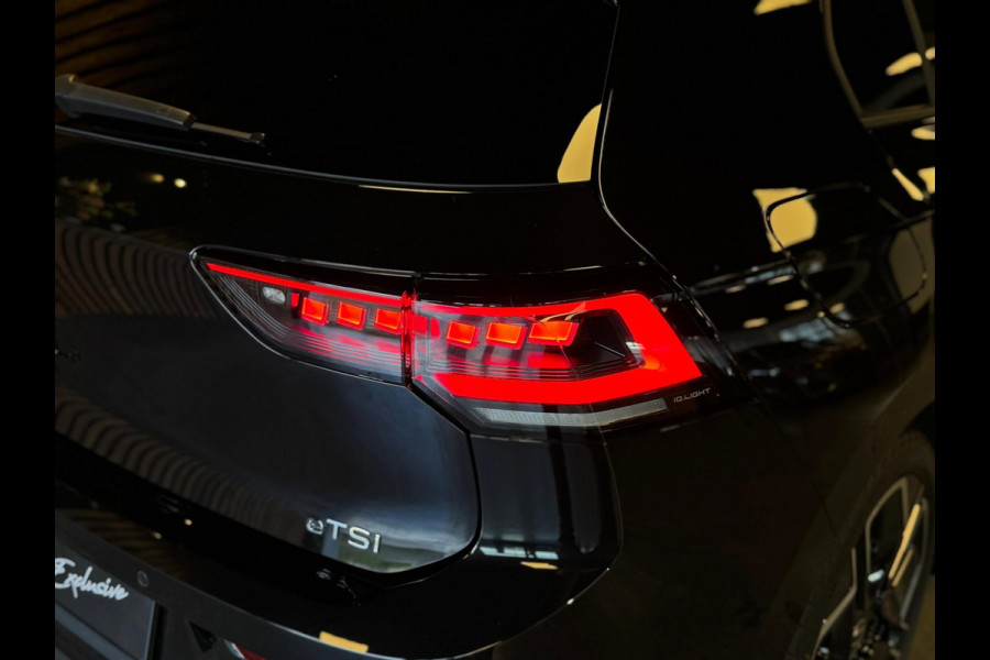 Volkswagen Golf 1.5 eTSI R-Line / 360 Camera / Pano / H/K / Stoel/Stuur verwarming / Carplay