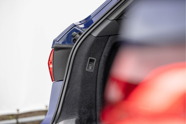 Audi A4 Avant 45 TDI 231pk Quattro S-line Pano Trekhaak 19''