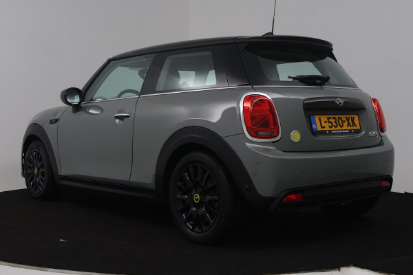 MINI Mini Electric Classic 33 kWh (SFEERVERLICHTING, CRUISE CONTROL, NAVIGATIE, PARKEERSENSOREN)