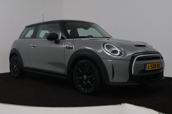 MINI Mini Electric Classic 33 kWh (SFEERVERLICHTING, CRUISE CONTROL, NAVIGATIE, PARKEERSENSOREN)