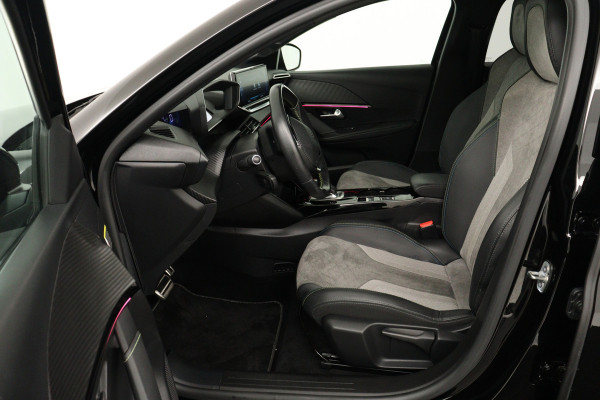 Peugeot e-208 EV GT 350 50 kWh (SFEERVERLICHTING, STOELVERWARMING, CAMERA, CRUISE ADAPTIEF, PARKEERSENSOREN)