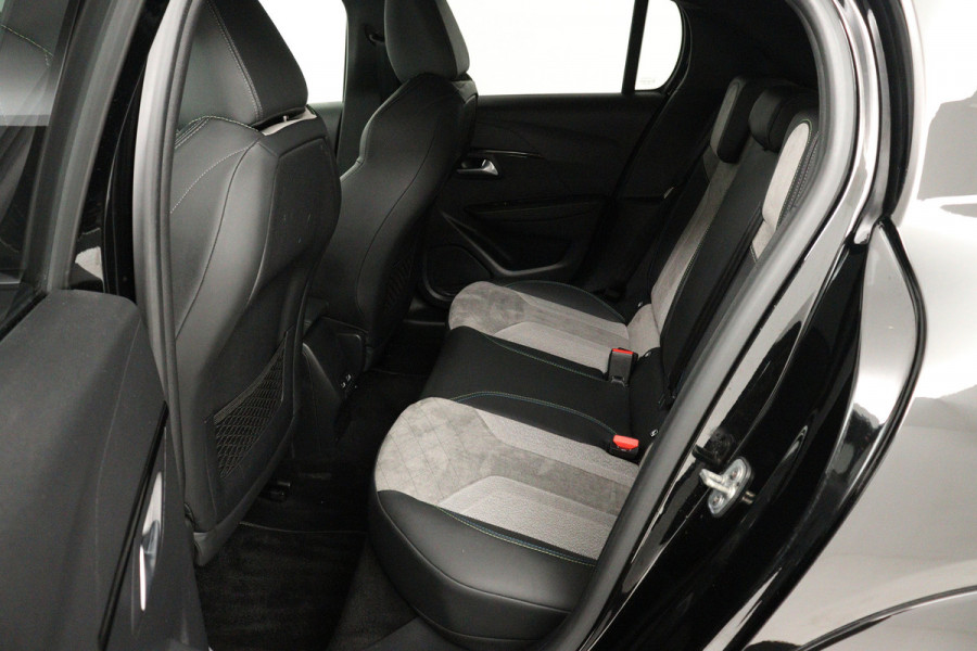 Peugeot e-208 EV GT 350 50 kWh (SFEERVERLICHTING, STOELVERWARMING, CAMERA, CRUISE ADAPTIEF, PARKEERSENSOREN)
