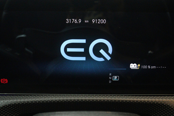 Mercedes-Benz A-Klasse 250 e Business Solution AMG Limited (PANORAMADAK, TREKHAAK, STOELVERWARMING, SFEERVERLICHTING, CAMERA)